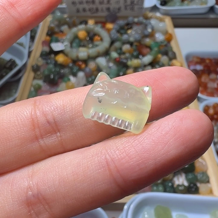 和田玉未镶嵌珠宝半成品