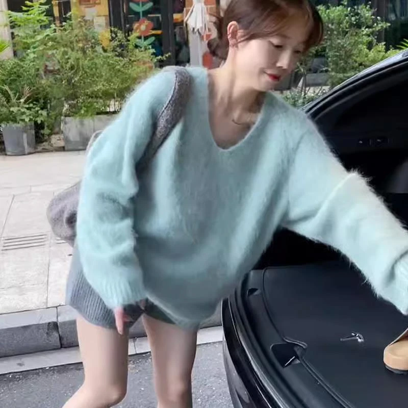 韩系薄荷曼波绿V领马海毛毛衣女秋冬加厚宽松慵懒风套头针织上衣