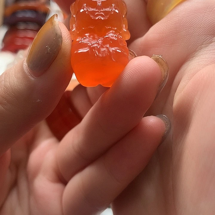 茜****玛瑙/玉髓手串未镶嵌