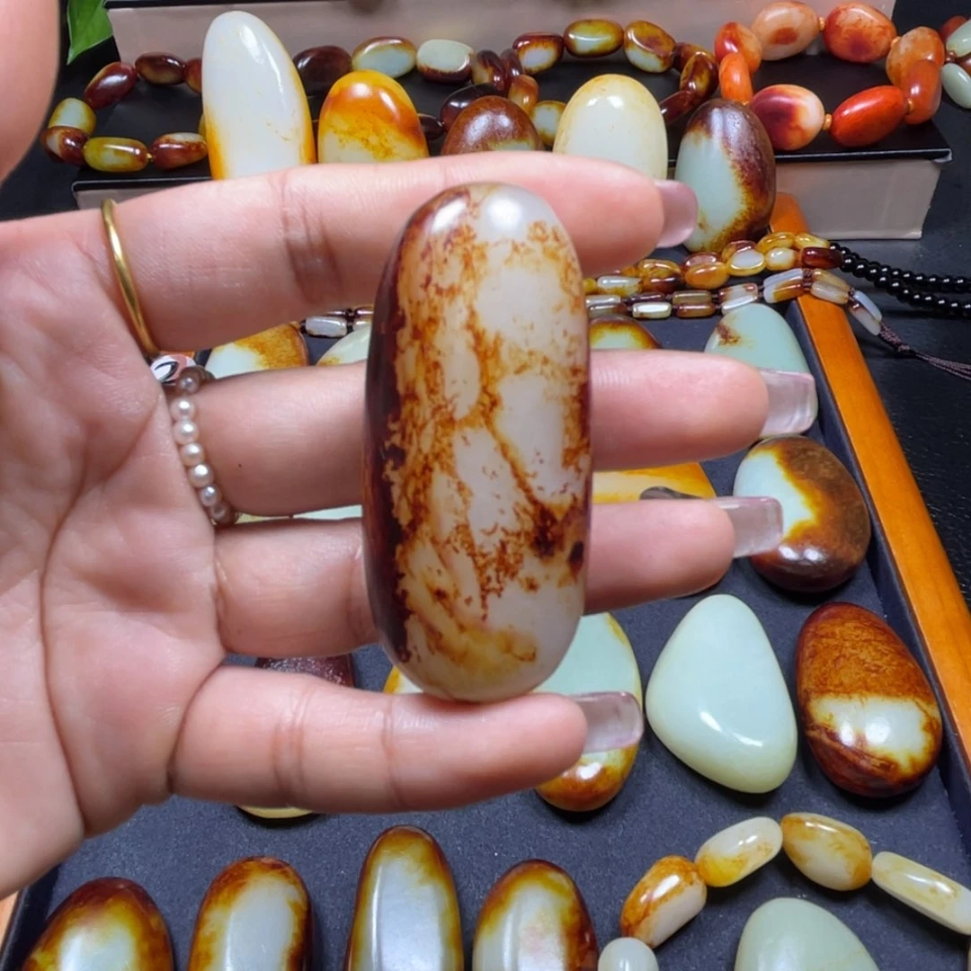 颈饰未镶嵌和田玉T**c