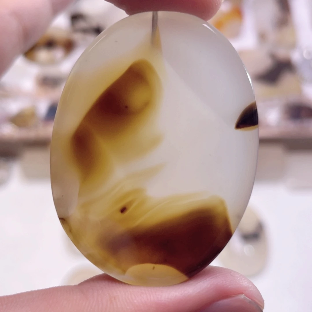 玛瑙/玉髓颈饰未镶嵌