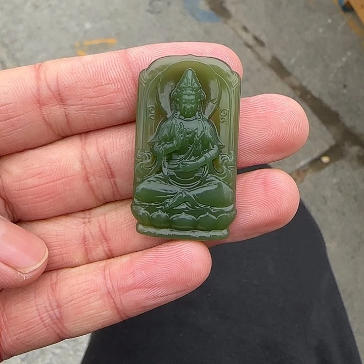 和田玉（碧玉）颈饰未镶嵌