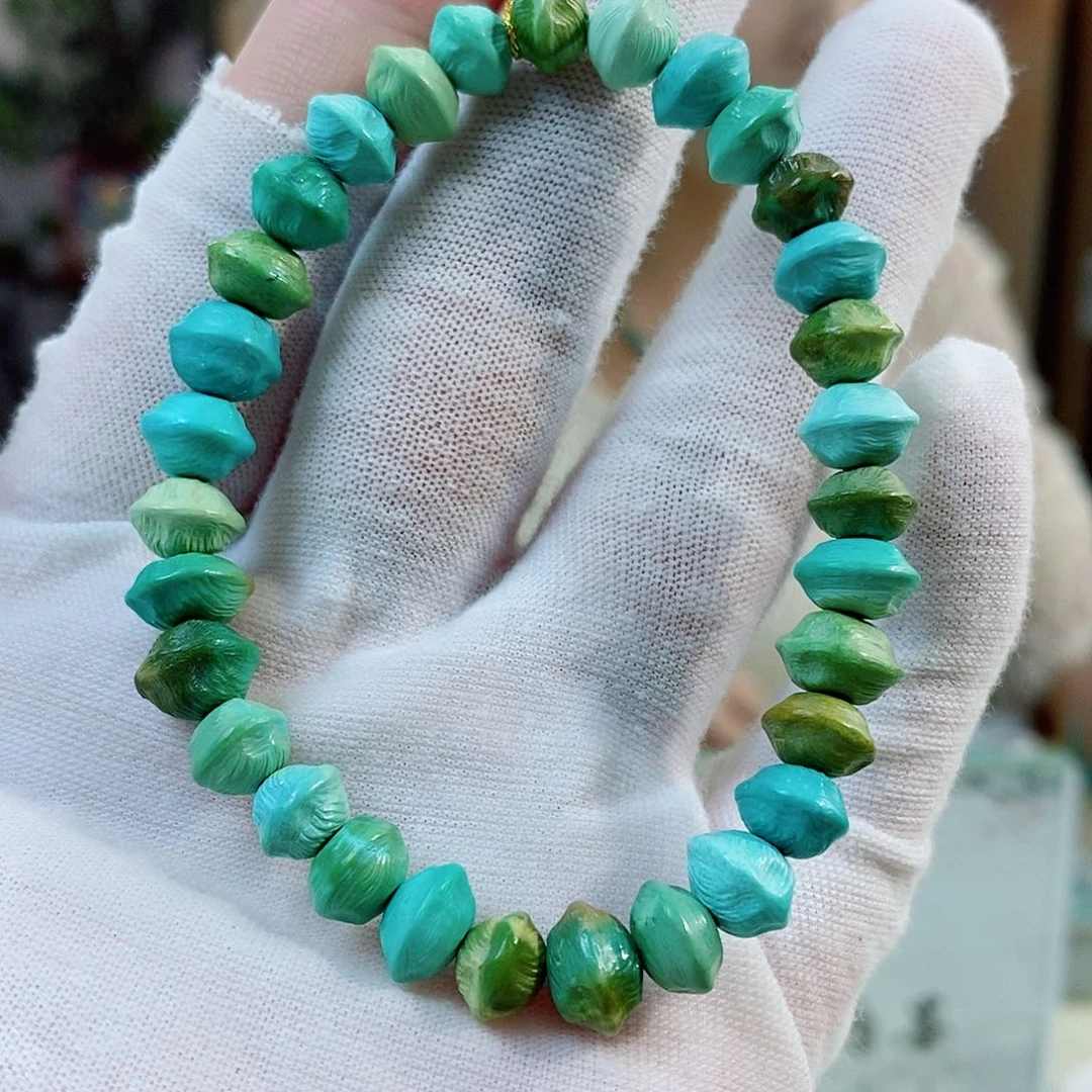 未镶嵌绿松石珠宝奇石