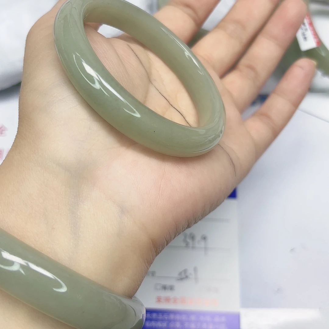 石英质玉未镶嵌手镯33/5655