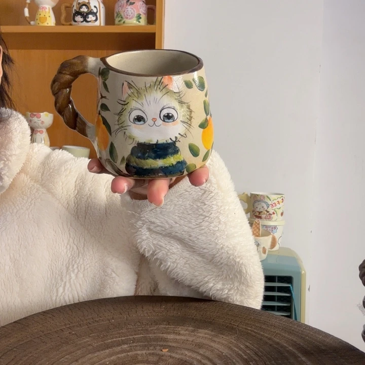 咿***呀手捏手绘景德镇陶瓷