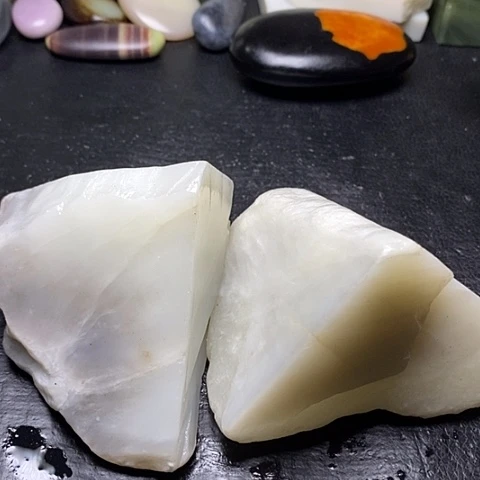 和田玉未镶嵌摆件