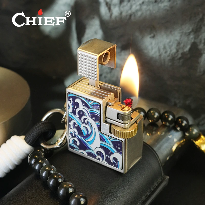 CHIEF 魔方时尚贴章工艺燃油打火机迷你精致小巧高颜值男士点烟器