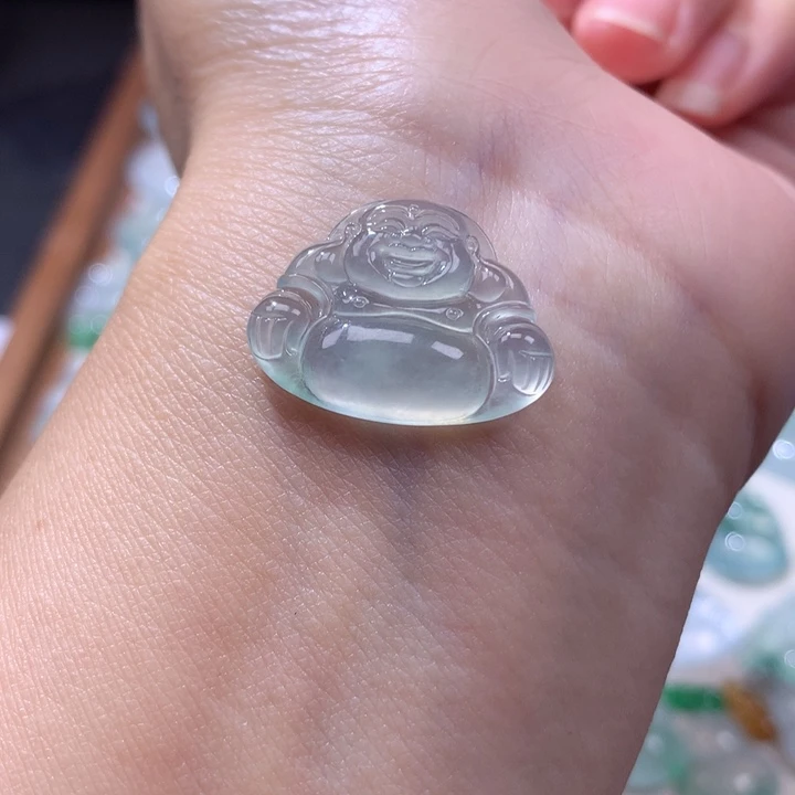 颈饰未镶嵌翡翠高冰晴底佛公