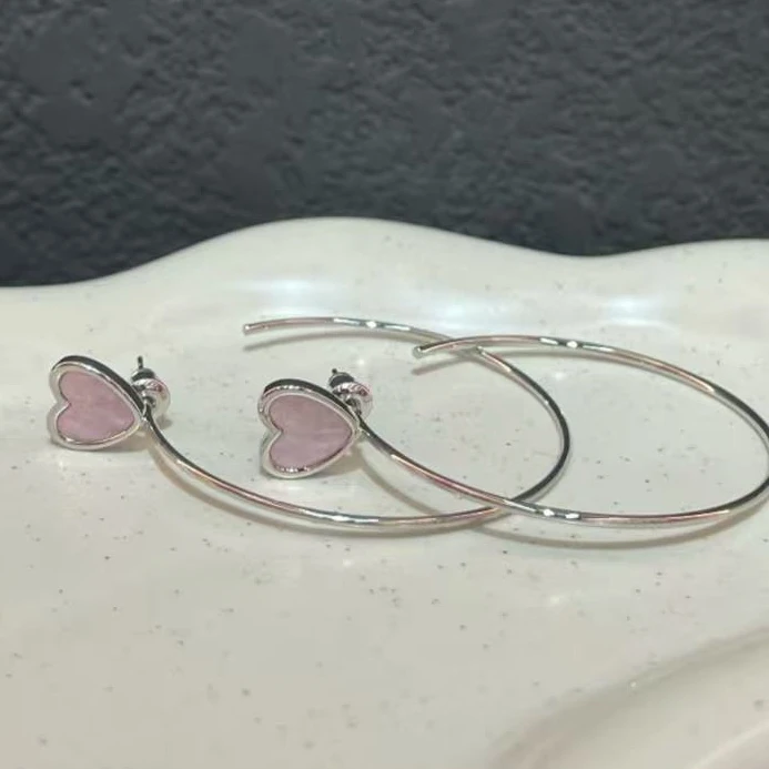 F849粉色爱心大c圈款耳钉耳饰