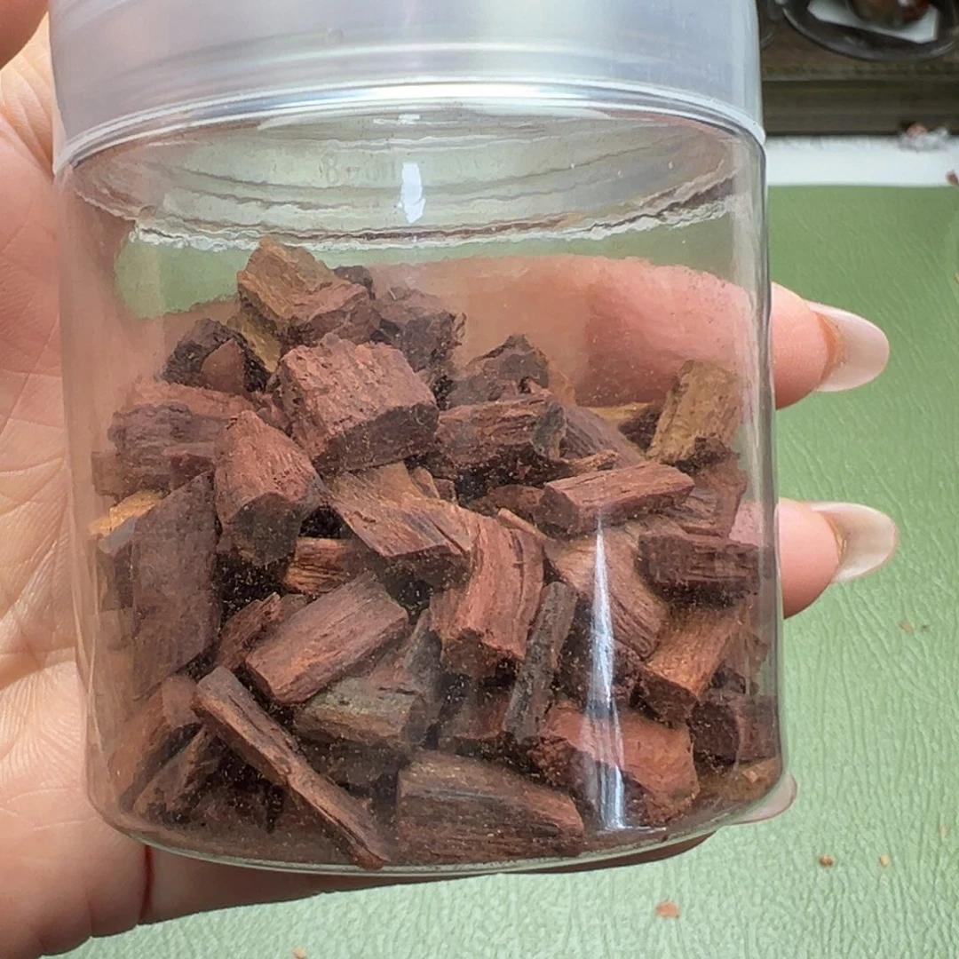 降真香其他海南红降碎料30克。