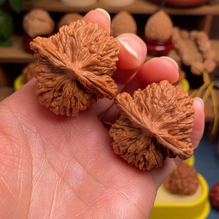 文玩核桃把件四座楼43