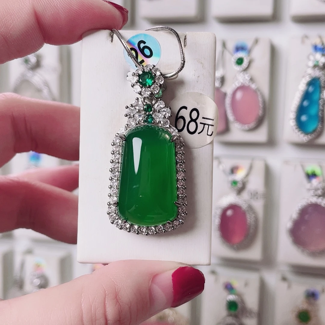 玛瑙/玉髓未镶嵌颈饰