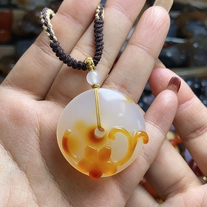 玛瑙/玉髓颈饰未镶嵌