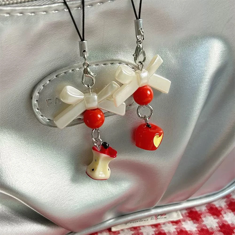 可爱卡通食玩手机挂绳相机挂饰2025新款手机链小清新闺蜜礼物配饰