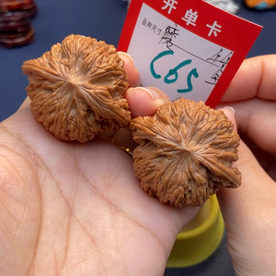 文玩核桃吊坠文玩核桃