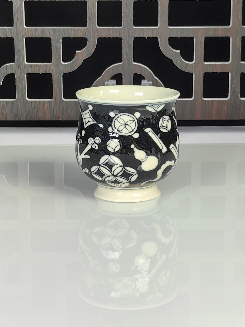 觅纤 地皮八宝主人杯-70毫升  MQ12