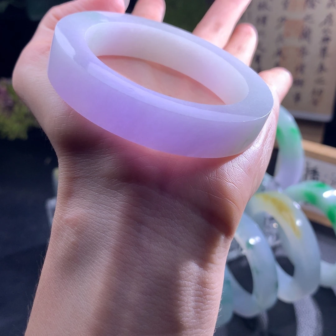定制翡翠翡翠未镶嵌银****件