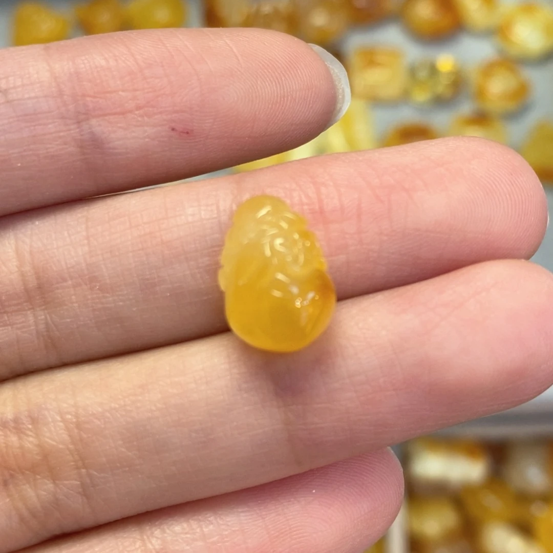 蜜蜡颈饰未镶嵌钱袋