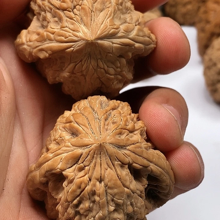 A***主吊坠文玩核桃暴雪文玩核桃