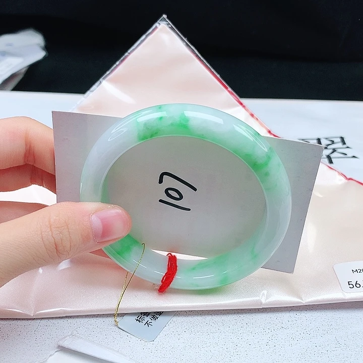 翡翠手镯未镶嵌缅甸天然a货手镯56+