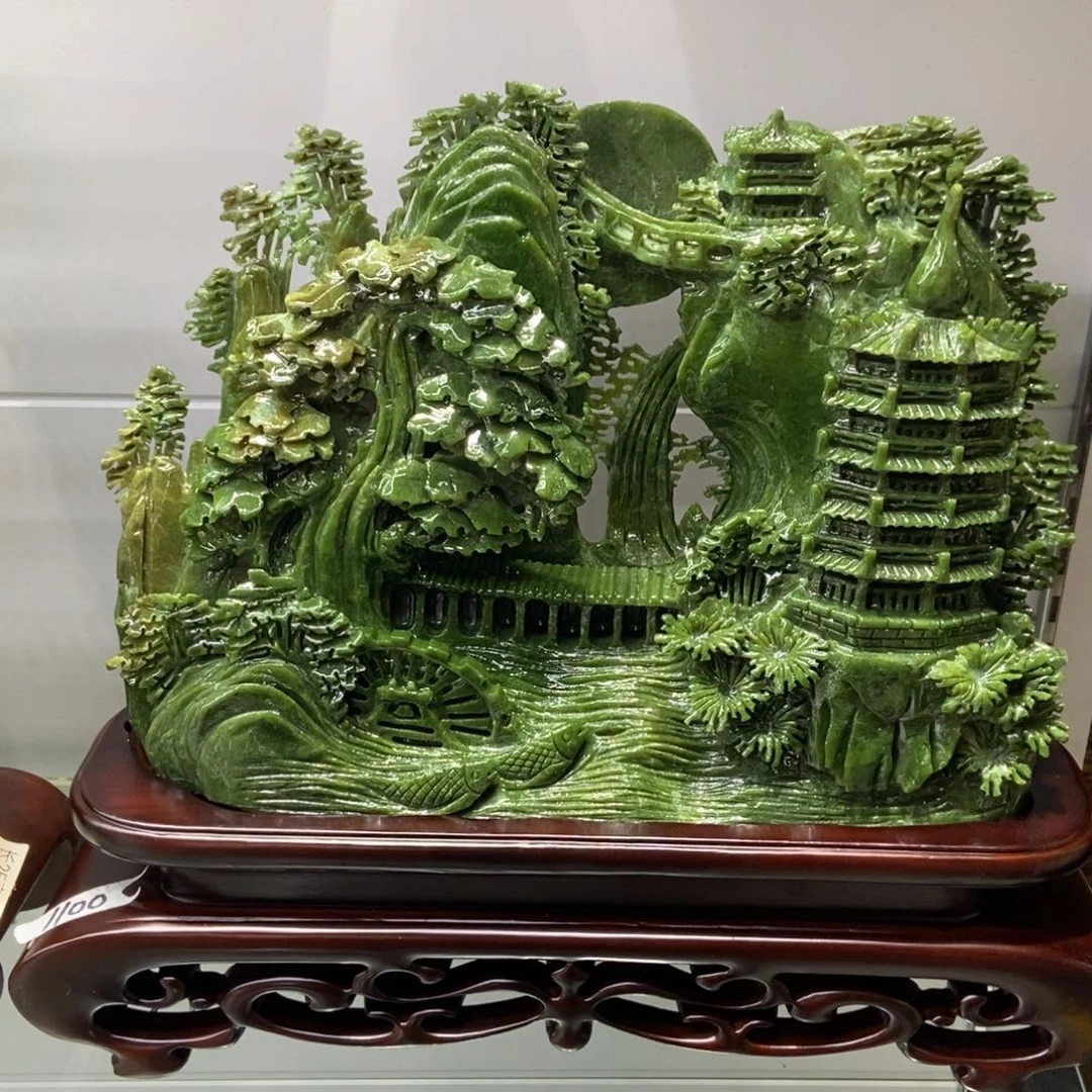 蛇纹石玉（覆膜）未镶嵌珠宝奇石