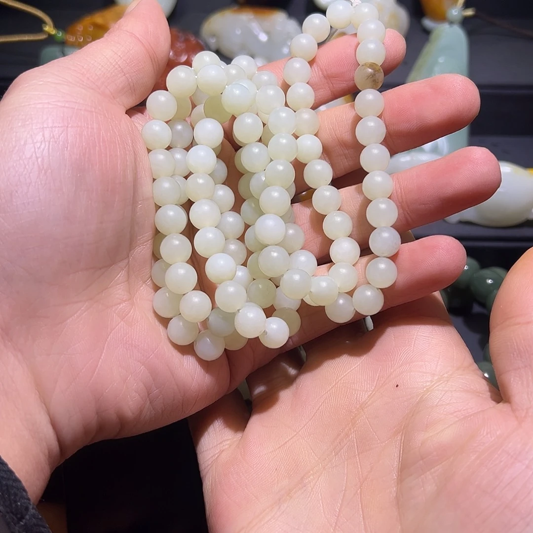 和田玉未镶嵌手串