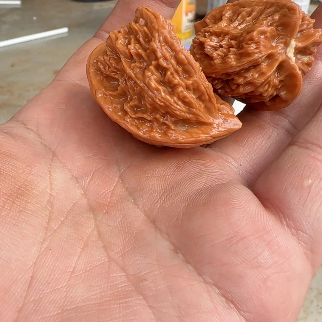 1***7文玩核桃把件水泉沟