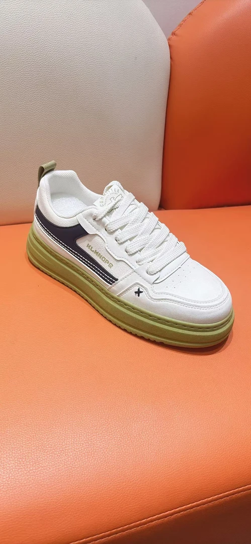 运动休闲鞋1115青少年秋季休闲板鞋男士时尚潮流潮鞋