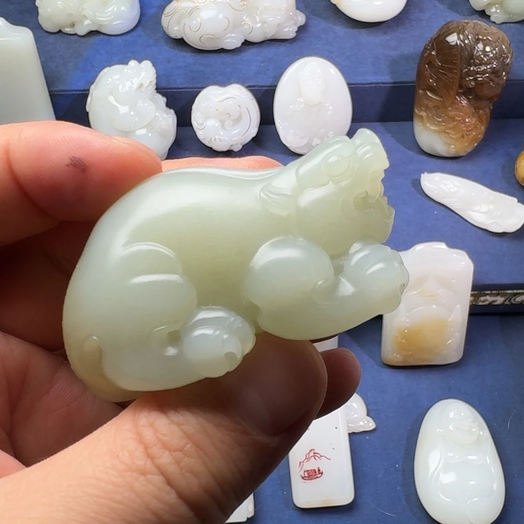 和田玉把件未镶嵌