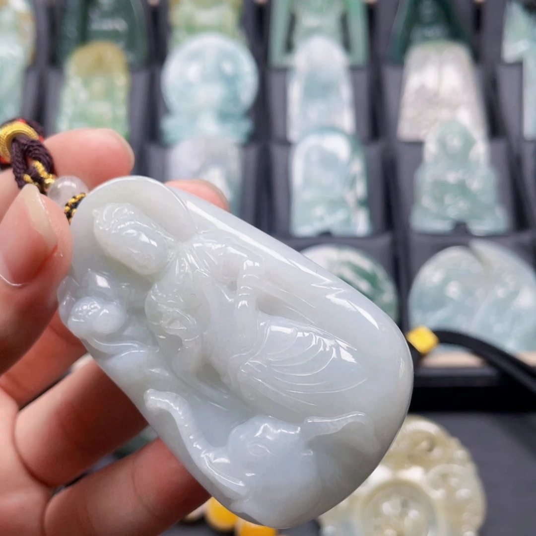 颈饰未镶嵌翡翠翡翠