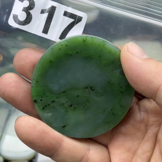 和田玉未镶嵌珠宝半成品