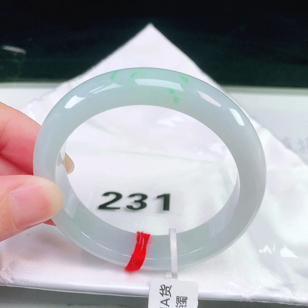 未镶嵌手镯翡翠231