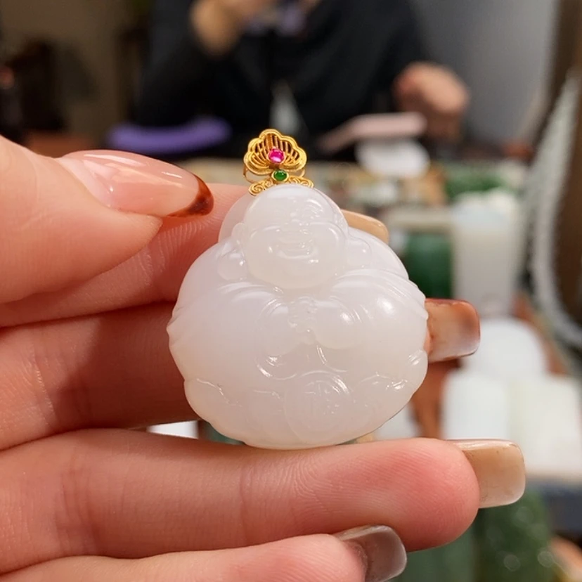 【闪购商品】吊坠(赠链)18K金镶嵌和田玉