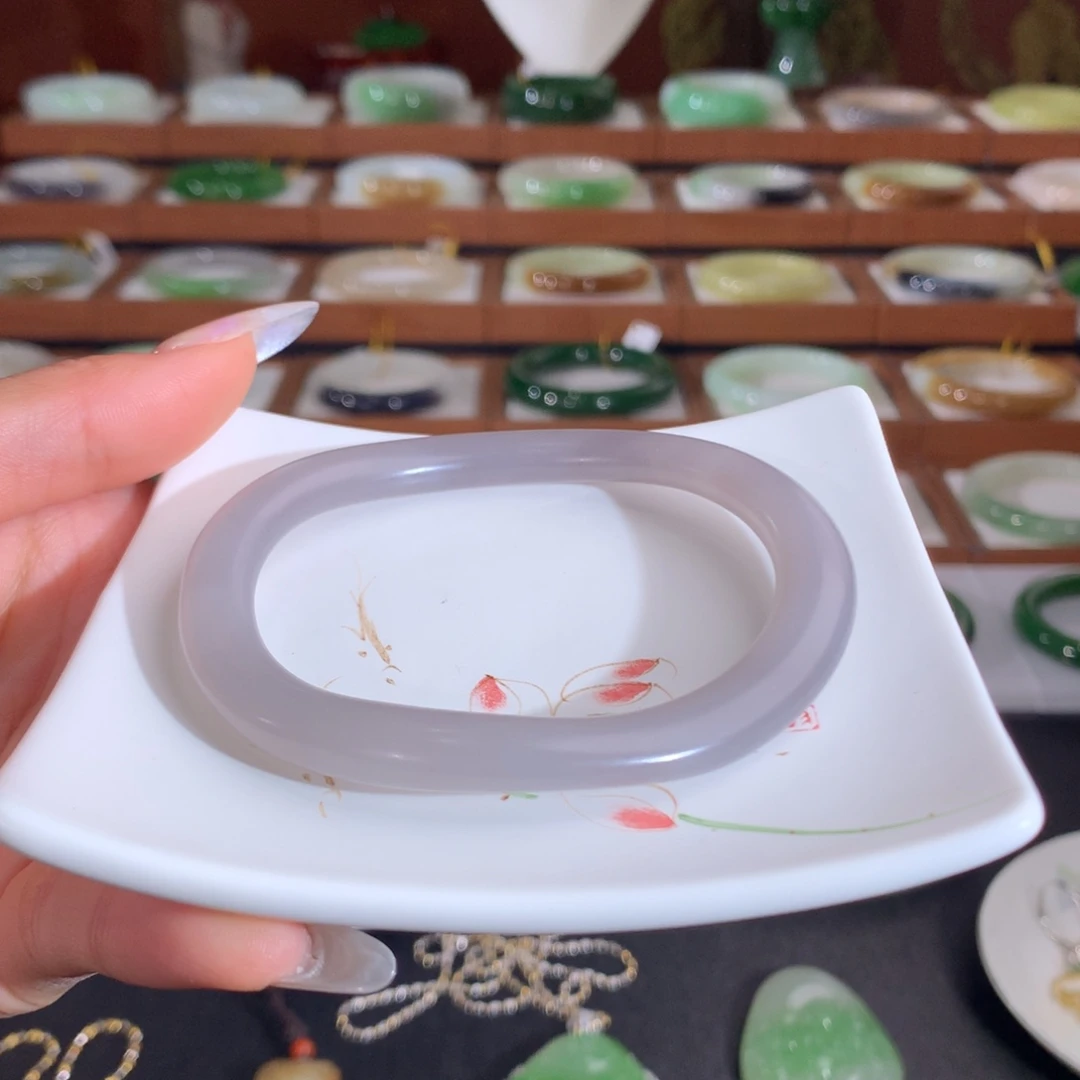 阳***光和田玉未镶嵌手镯冰紫随型手镯60.7