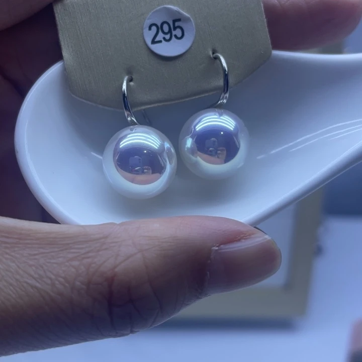 耳饰未镶嵌淡水珍珠