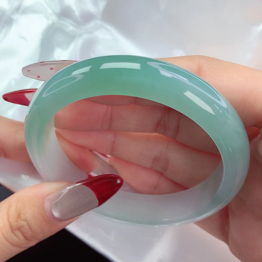 【闪购商品】翡翠手镯未镶嵌a 8