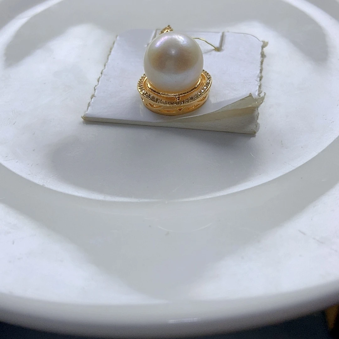 淡水珍珠合金颈饰孙*.