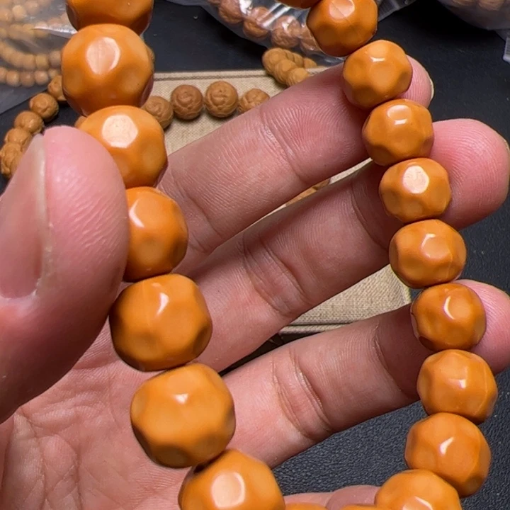 猴头核桃手串啦啦啦