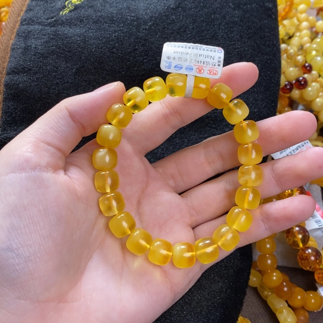 琥珀未镶嵌珠宝奇石