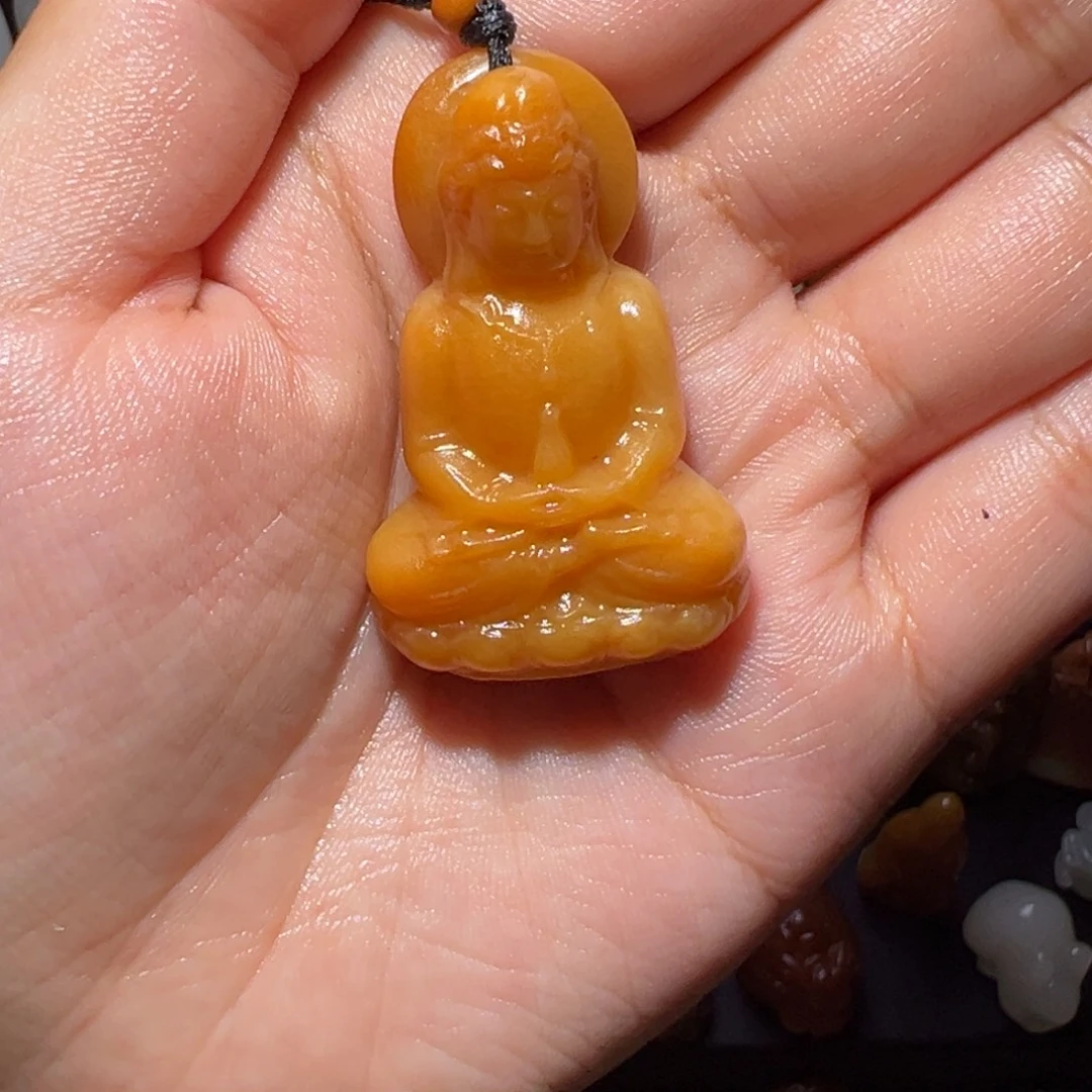 宇***悦和田玉（糖玉）未镶嵌颈饰