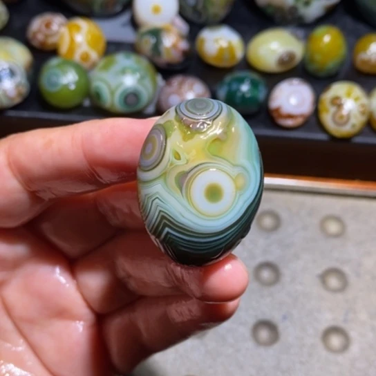 未镶嵌玛瑙/玉髓珠宝半成品38