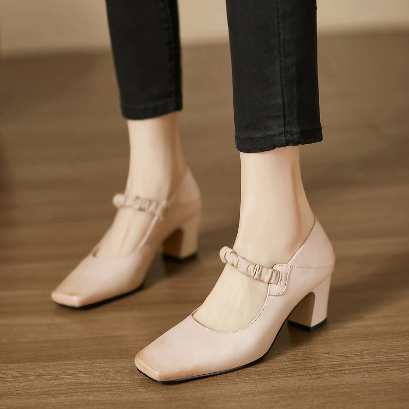 修悦女鞋~6cm气质高跟鞋复古擦色松紧带玛丽珍鞋杏色粗跟单鞋皮鞋