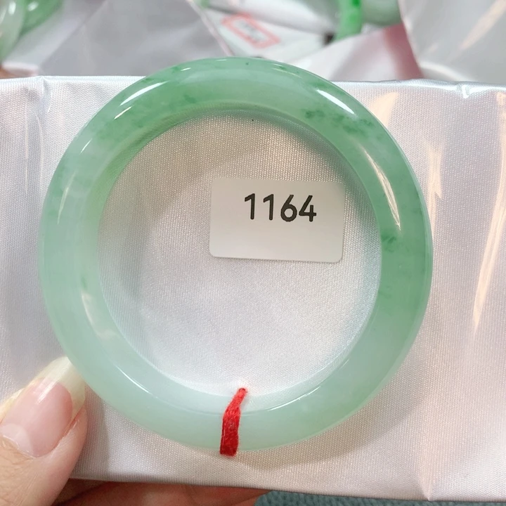 翡翠手镯未镶嵌天然翡翠手镯53.5