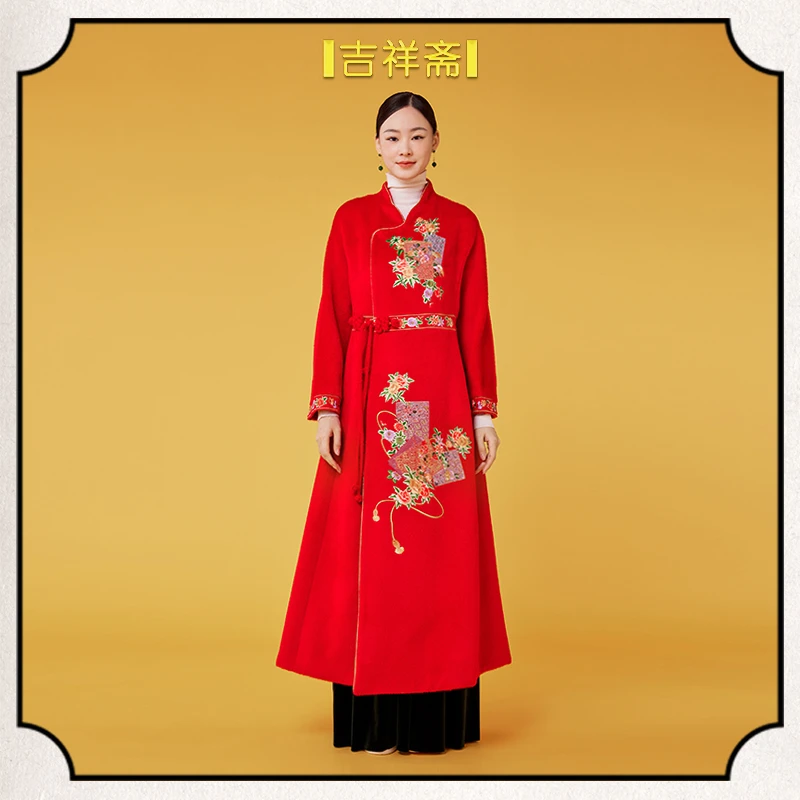|吉祥斋|东皇锦收身大衣绵羊毛呢重工福纹绣花收身大衣