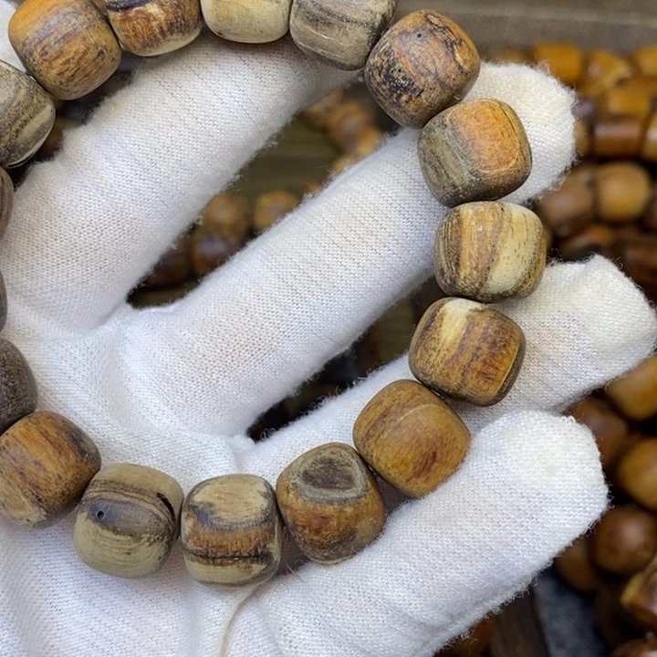 手串贡木利****新12/13微瑕