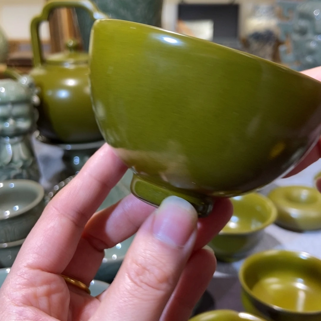 瓷片茶叶末微微瑕鸡心杯