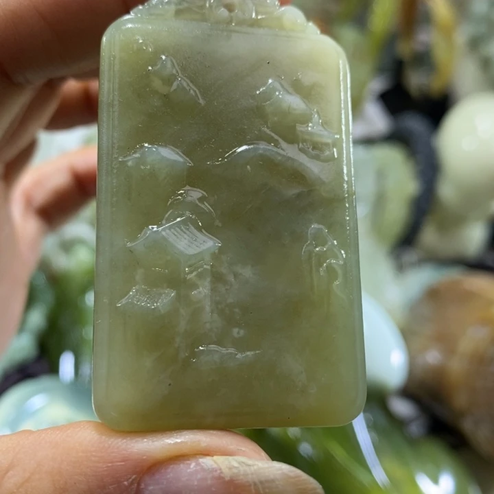 岫玉未镶嵌岫玉吊坠