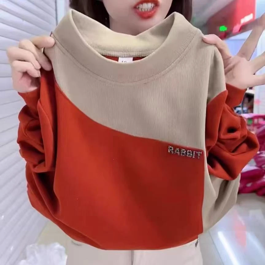 秋冬女士新款圆领设计感洋气上衣保暖拼色减龄长袖T恤打底衫