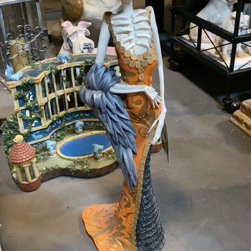 【闪购商品】树脂制品伊*?树脂工艺品摆件等产品