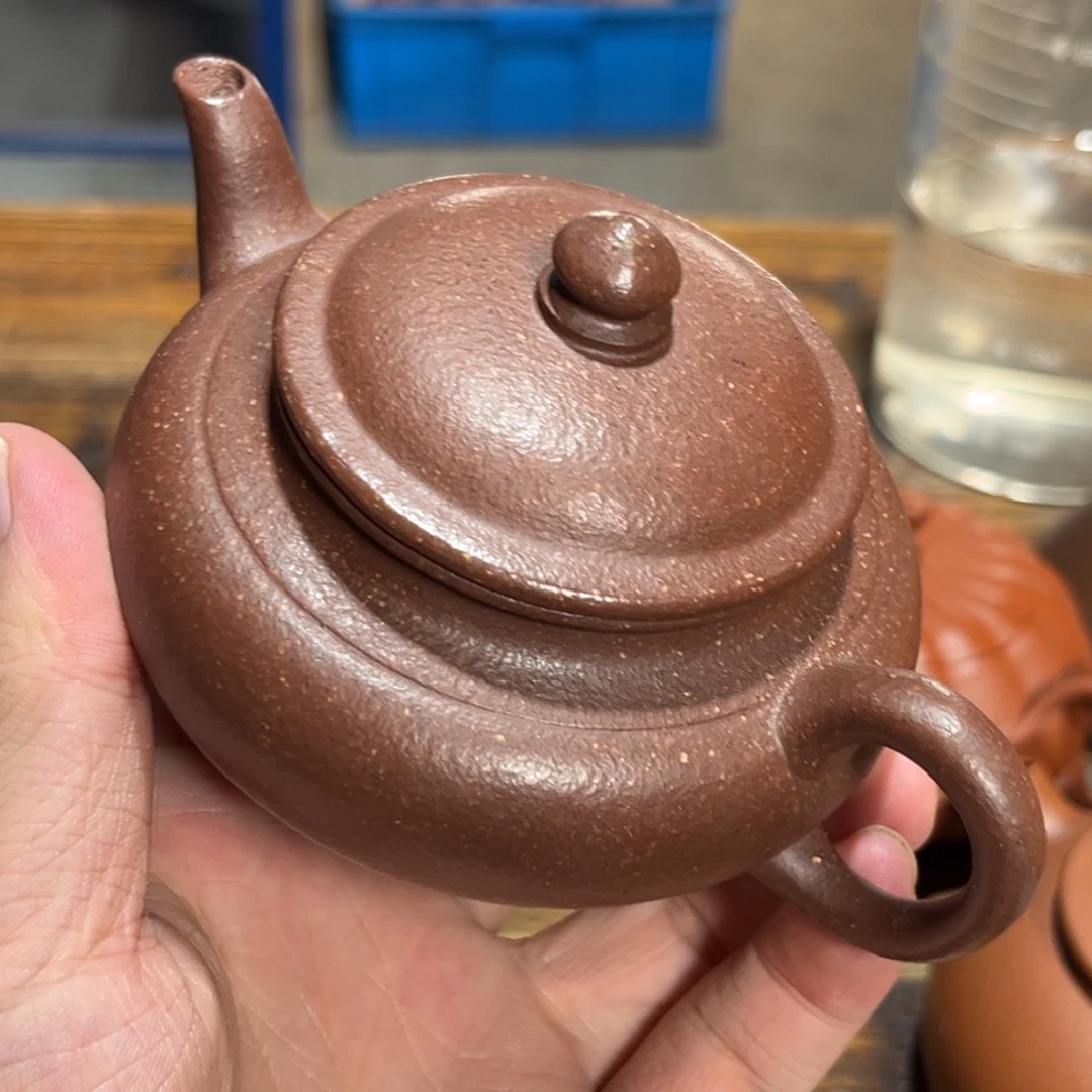 茶壶紫砂紫砂的味道真的